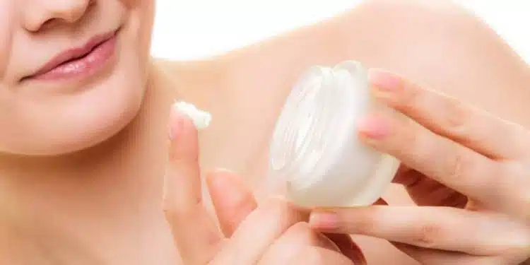 what do moisturizers do
